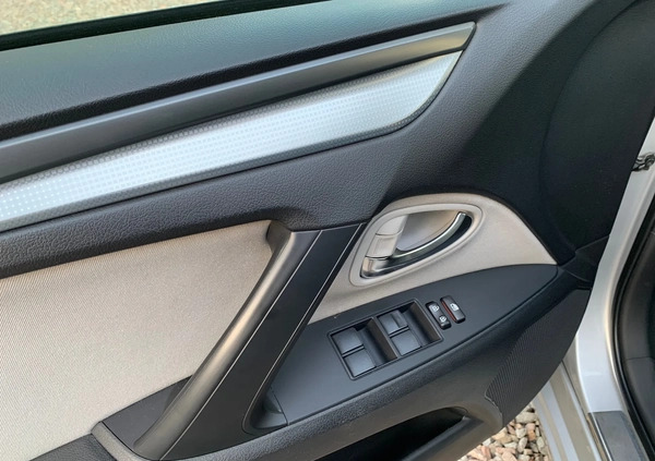 Toyota Avensis cena 59999 przebieg: 195123, rok produkcji 2018 z Będzin małe 277